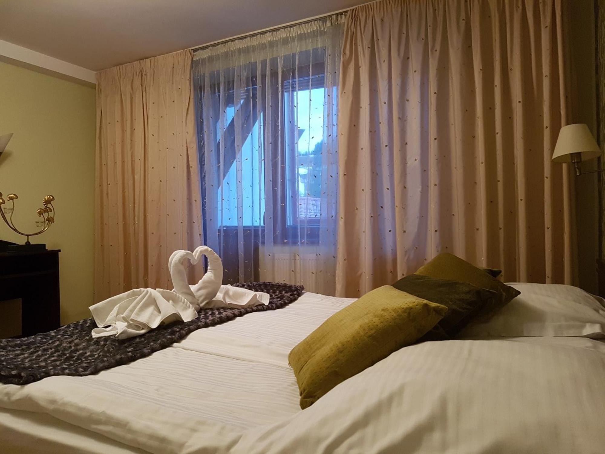 Hotel Esprit Брашов Екстер'єр фото