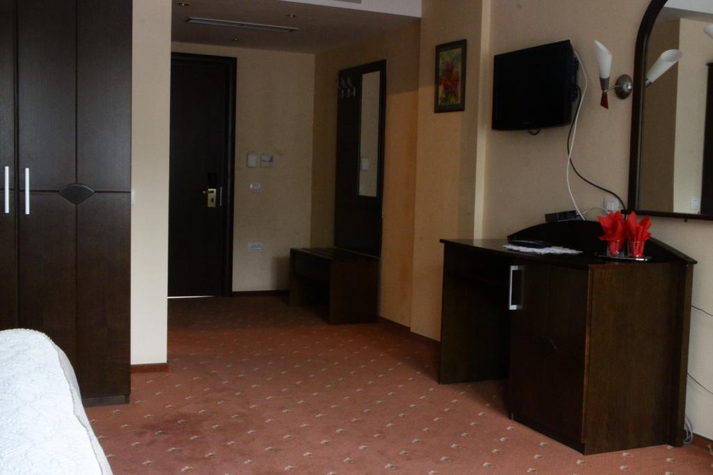 Hotel Esprit Брашов Екстер'єр фото